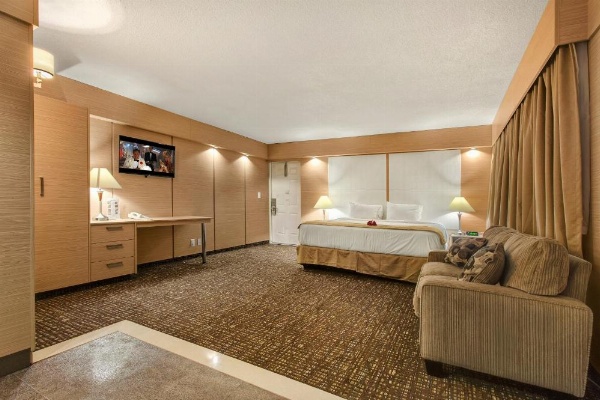 Ocean Beach Palace image 18