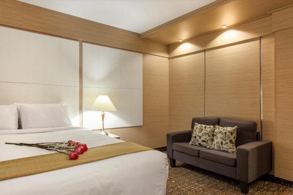 Ocean Beach Palace image 29